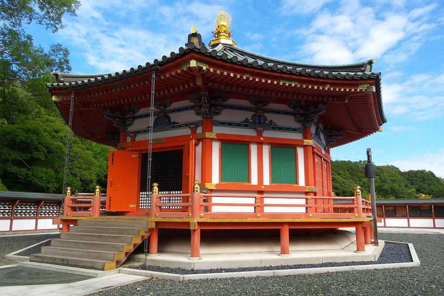 Prince Shotoku Hall at Naritasan Shinsho-ji, is one of the many things to do in Narita