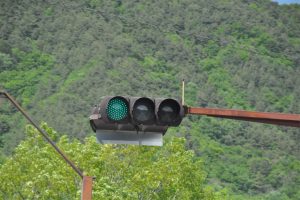 If you rent a car in Japan, then you will no doubt come across sideways street lights