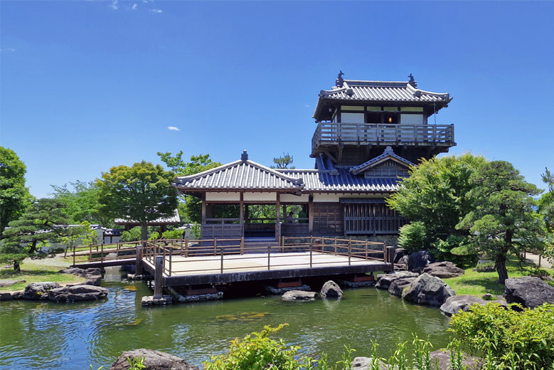 Ikeda Castle ruins park on a clear blue day